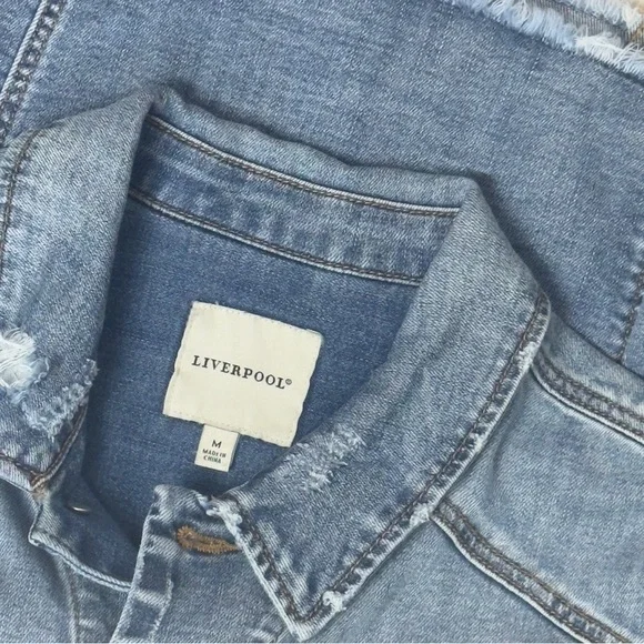 Liverpool Faded Blue Distressed Wide Long Sleeve Crop Denim Jean Jacket Medium - Picture 9 of 14